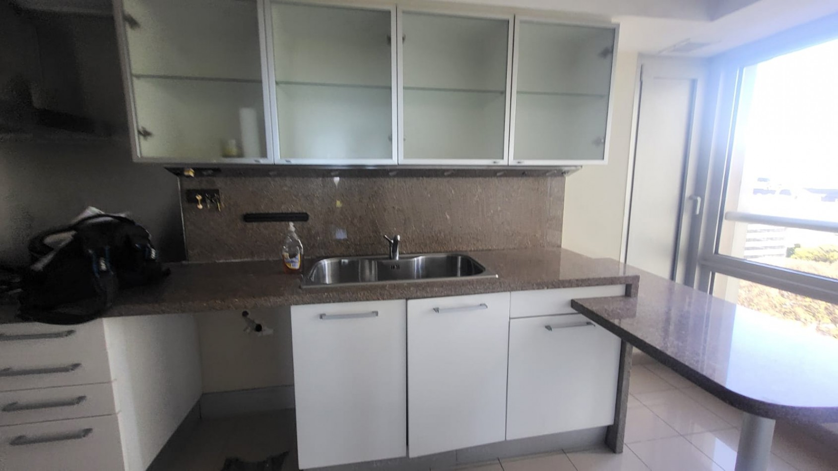 Venta Departamento en la Torre Le Parc 3 Amb con Cochera Puerto Madero