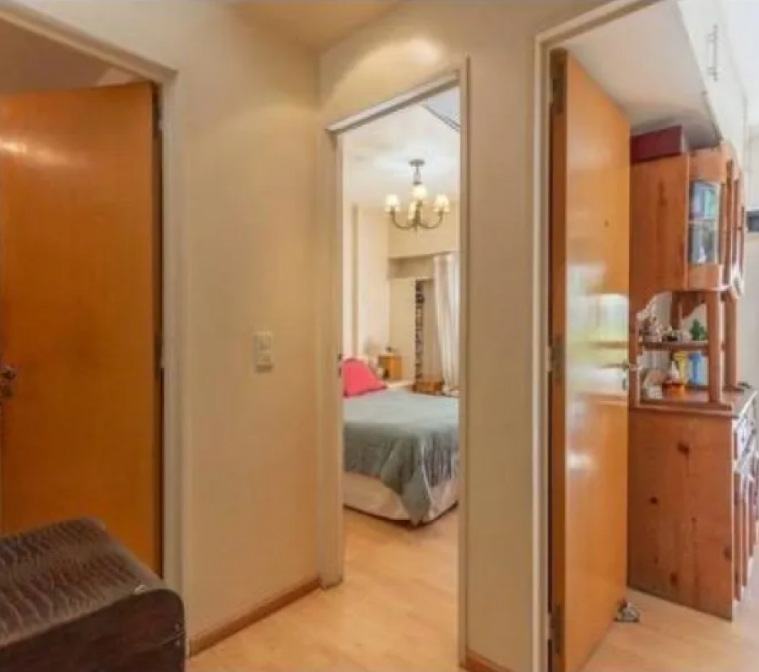 En Venta Depto De 3 Amb. Con Amplio Living Comedor Y Gran Patio Colegiales