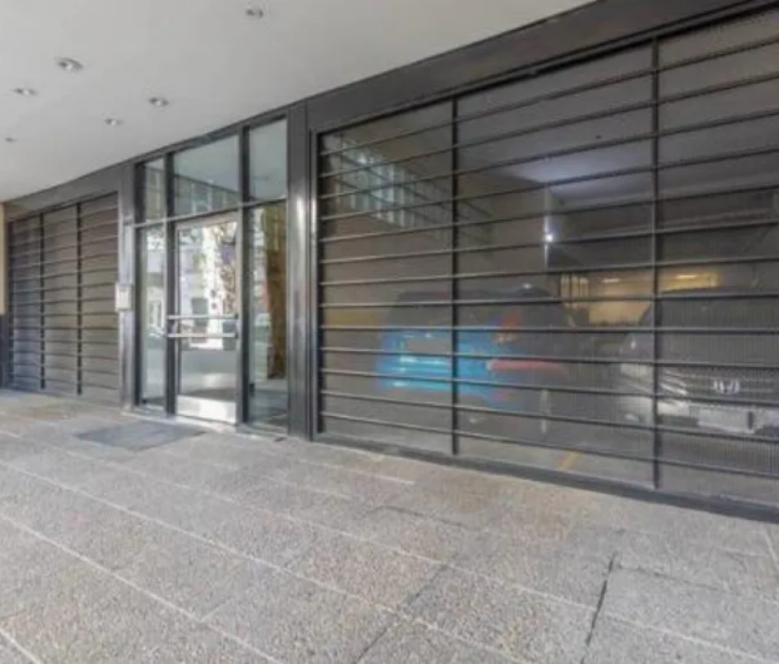 En Venta Depto De 3 Amb. Con Amplio Living Comedor Y Gran Patio Colegiales