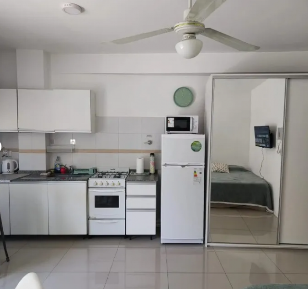 Monoambiente en Venta con Balcon en Villa Crespo