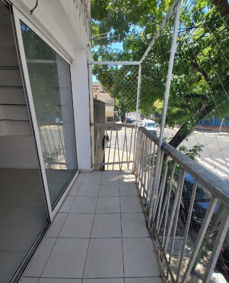 Monoambiente en Venta con Balcon en Villa Crespo