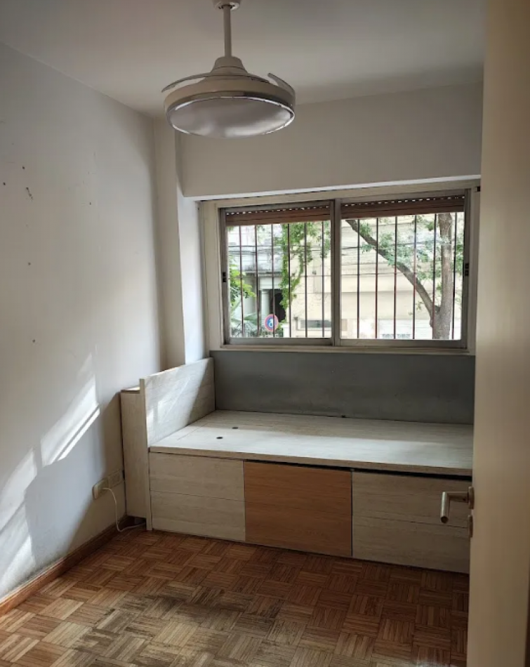 EN VENTA SEMIPISO AL FRENTE 4 AMB CON DEPENDENCIA EN CABALLITO