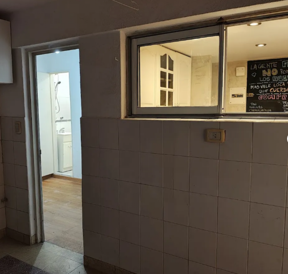 EN VENTA SEMIPISO AL FRENTE 4 AMB CON DEPENDENCIA EN CABALLITO