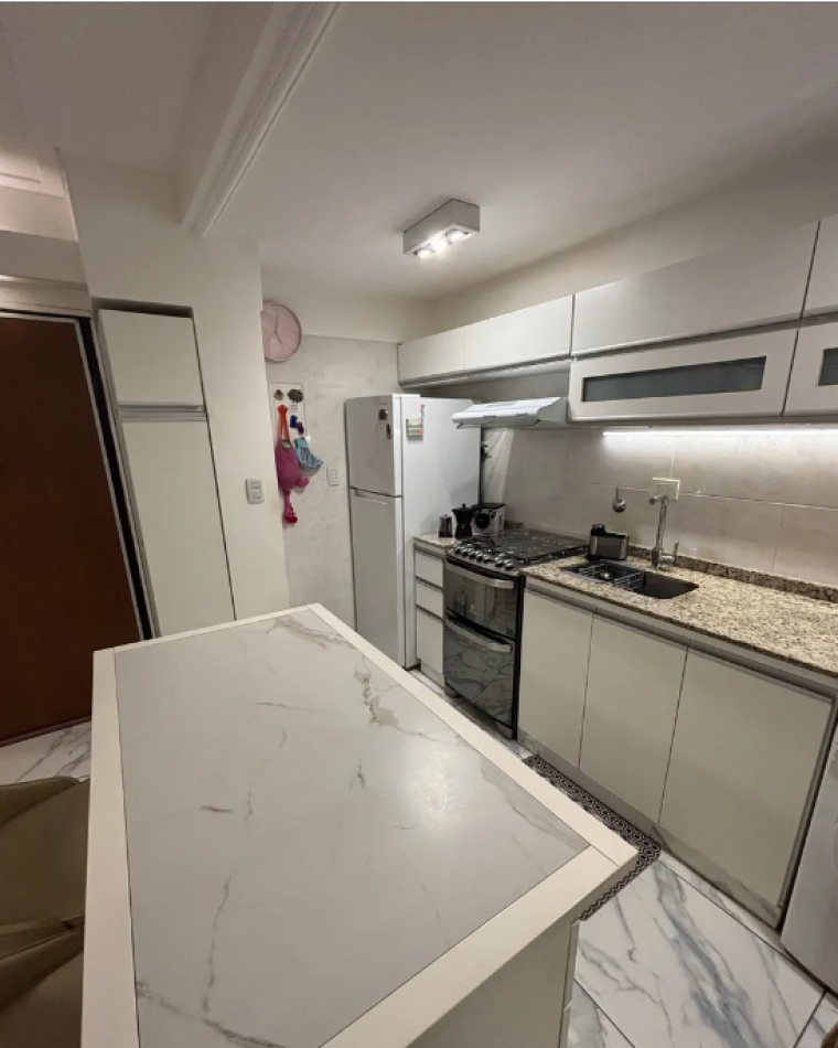 EN VENTA DEPTO 3 AMB EN CABALITO