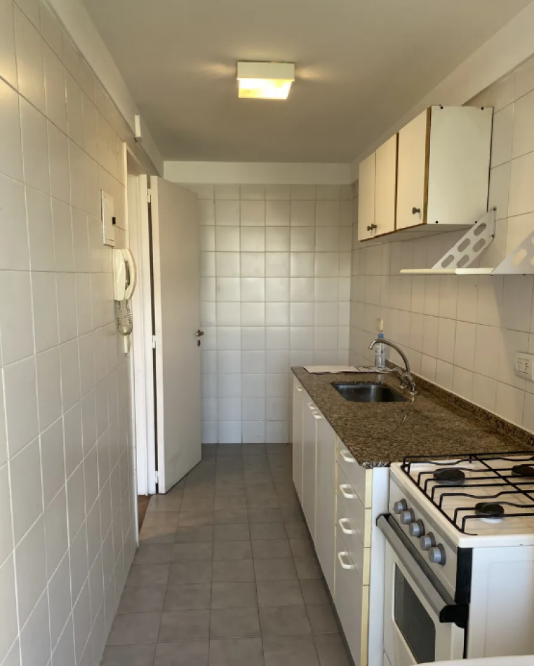 EN VENTA DEPTO 2 AMB EN ALMAGRO