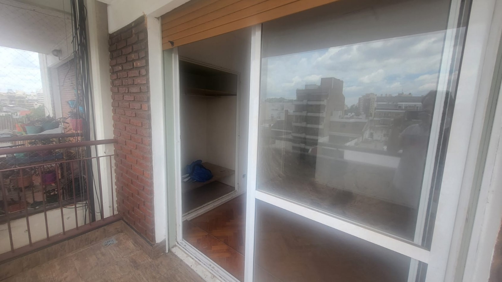 DEPARTAMENTO 3 AMB AL CONTRAFRENTE  CON COCHERA Y BAULERA EN VILLA DEL PARQUE