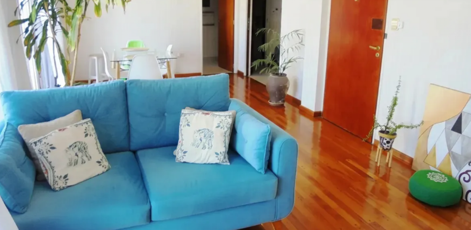 En venta Piso de Categoria con dos cocheras en Caballito