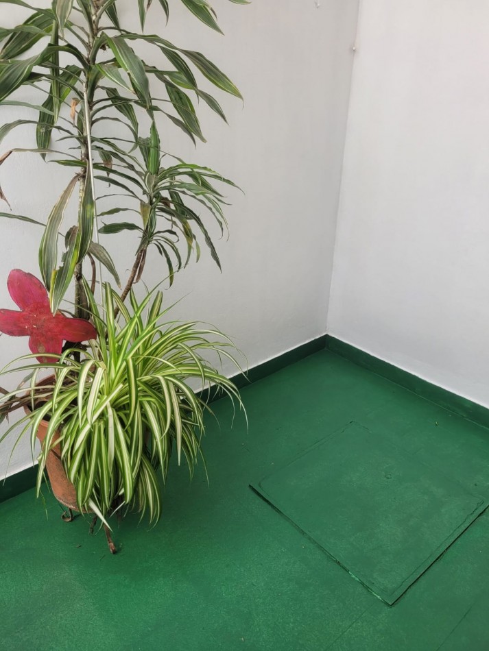 En alquiler depto de 2 amb  con patio en Almagro