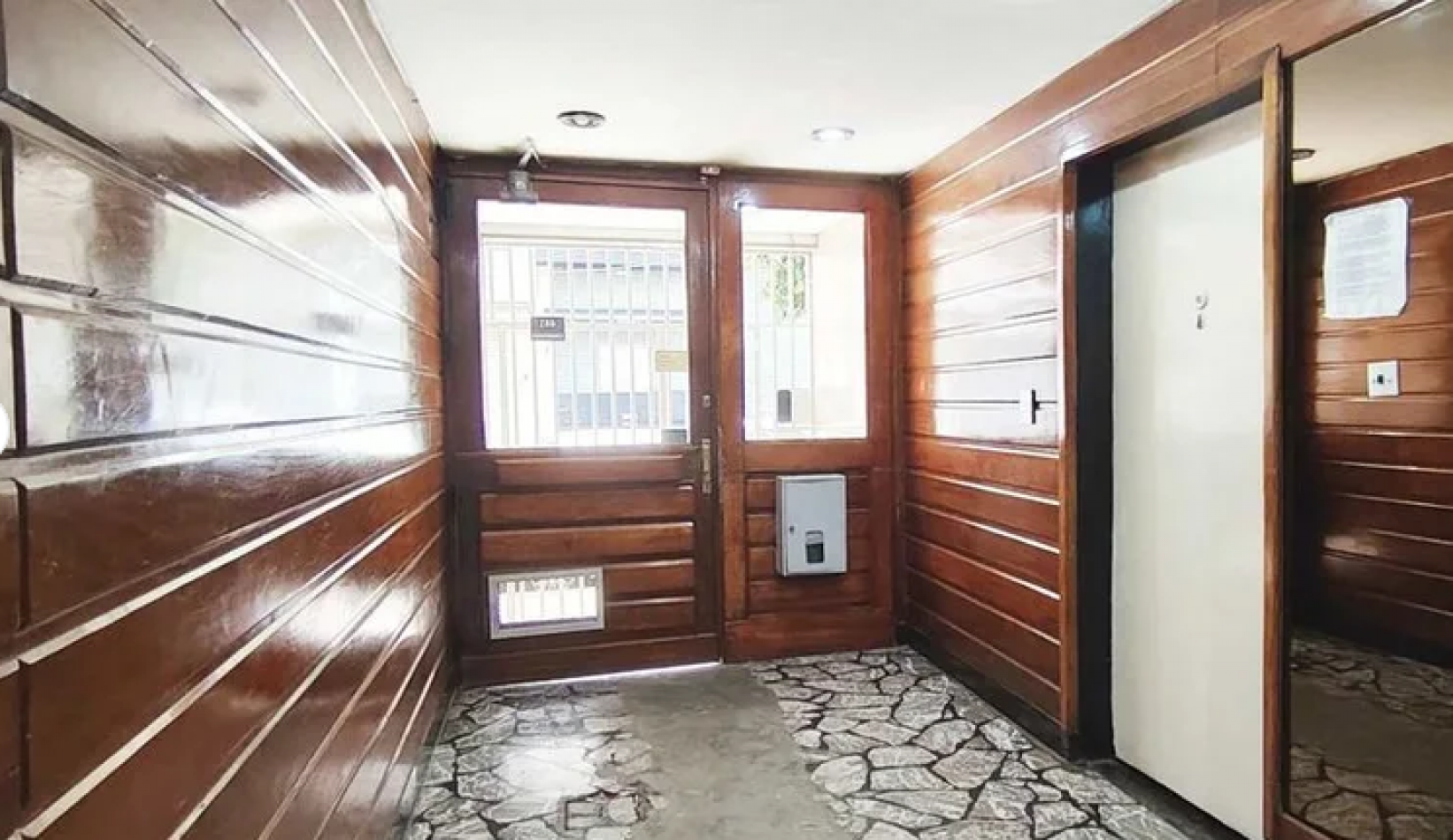 Departamento 3 amb en venta Campana 400,Flores.