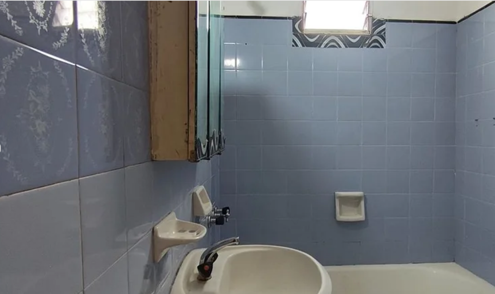 Departamento 3 amb en venta Campana 400,Flores.