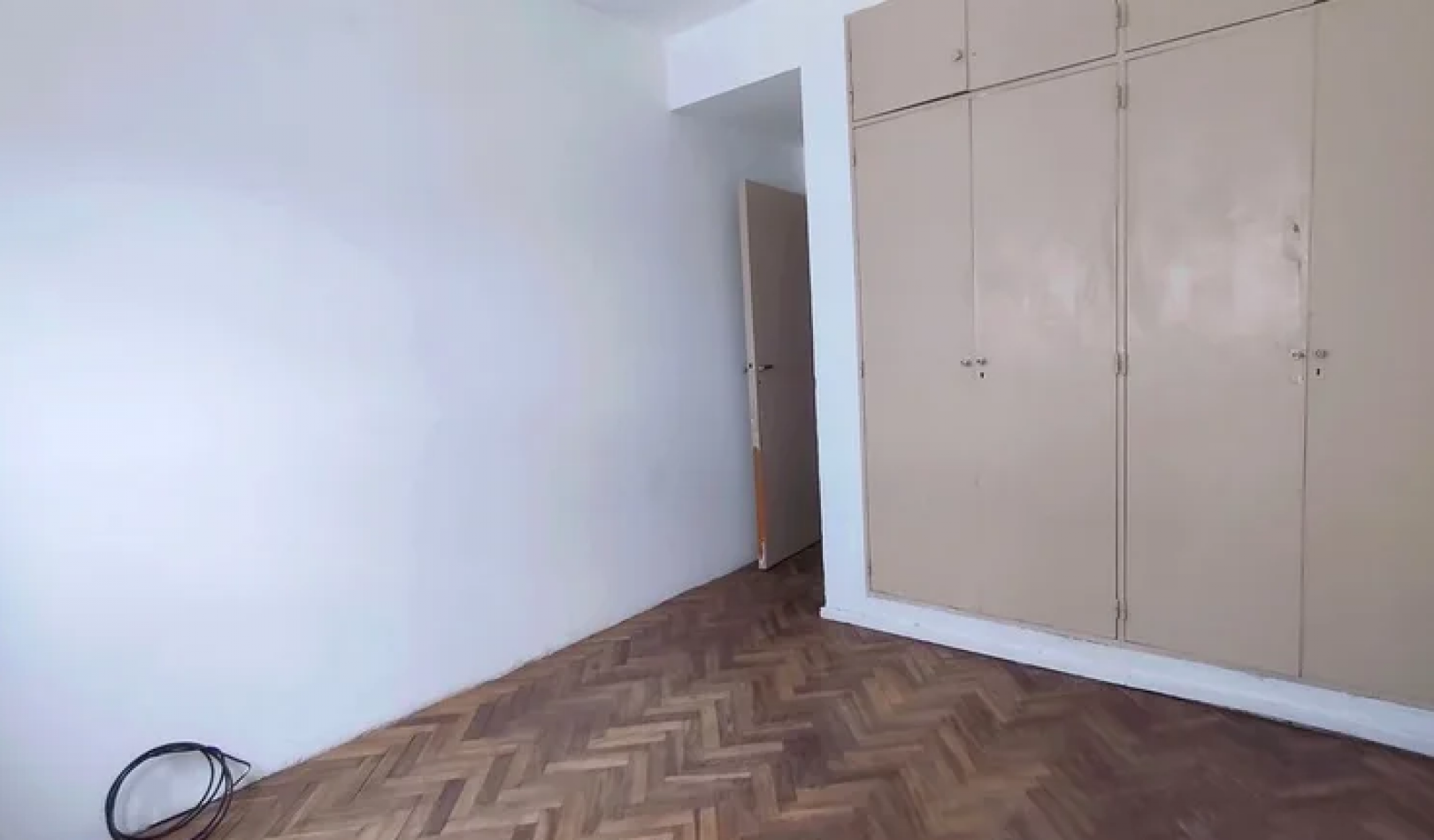 Departamento 3 amb en venta Campana 400,Flores.