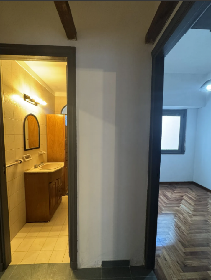 En venta Depto de 3 amb contrafrente en Las Cañitas