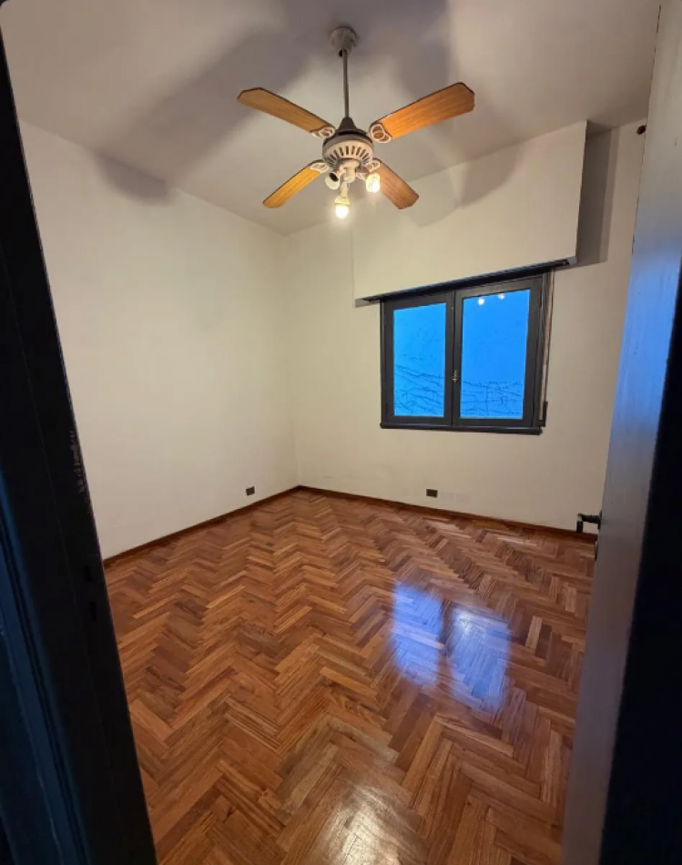 En venta Depto de 3 amb contrafrente en Las Cañitas