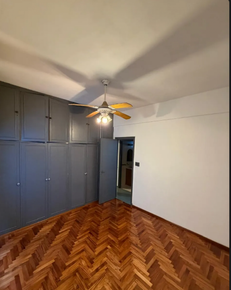 En venta Depto de 3 amb contrafrente en Las Cañitas