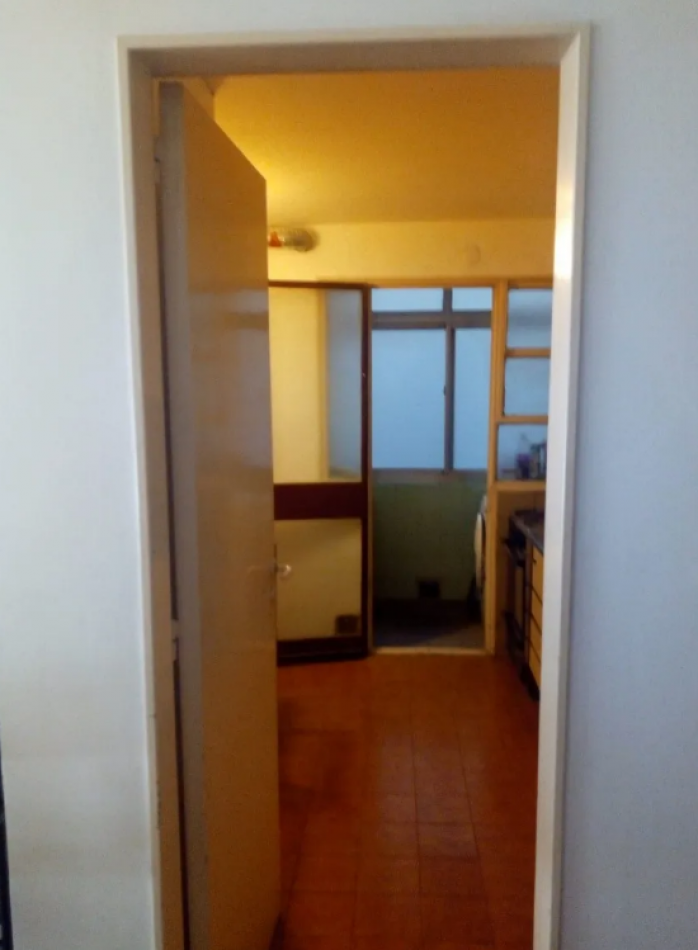 En venta depto de 3 Amb con Balcon al contrafrente en Flores