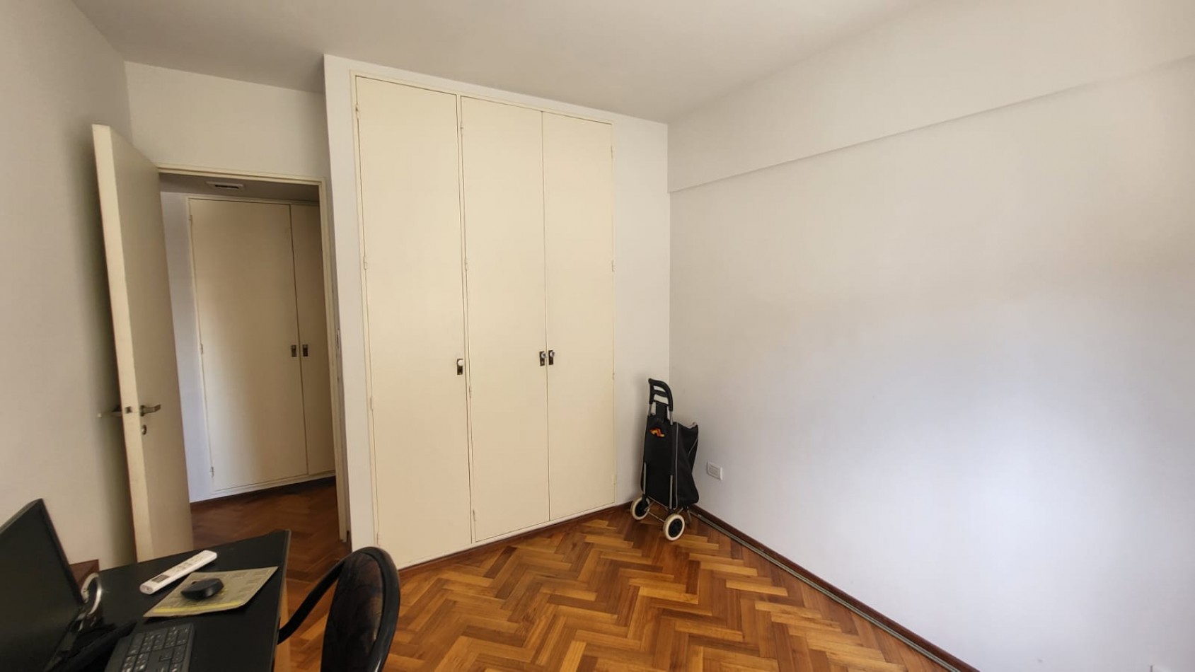Venta departamento de 3 amb en Av. Rivadavia 2500, Balvanera