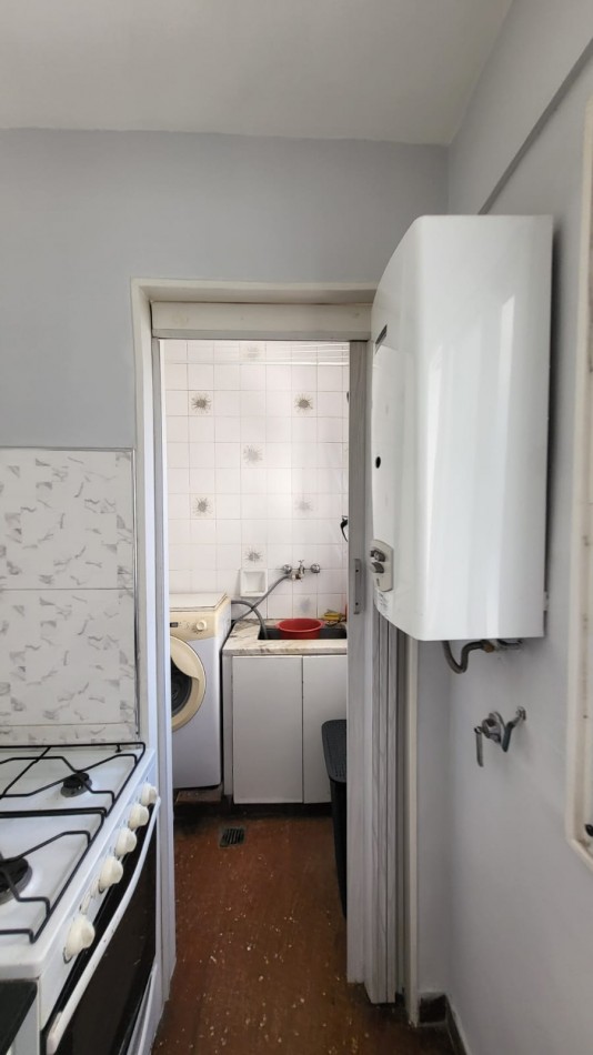 Venta departamento de 3 amb en Av. Rivadavia 2500, Balvanera