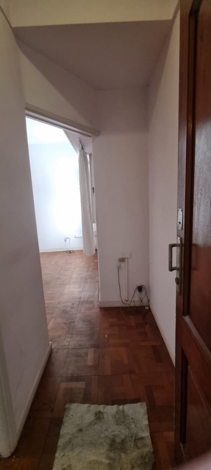 En venta depto  2 amb en caballito