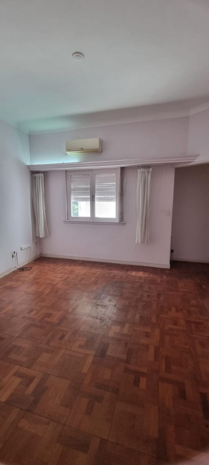 En venta depto  2 amb en caballito