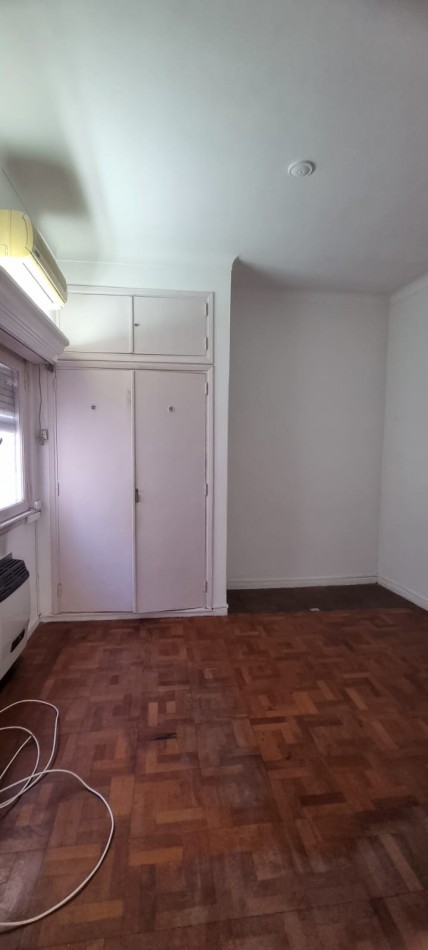 En venta depto  2 amb en caballito