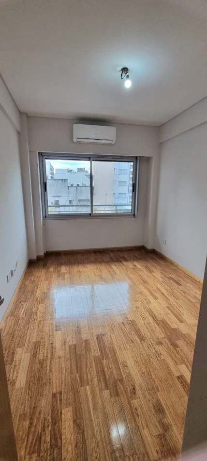 Venta depto tres amb con balcon-terraza en G. de Laferrere 1100, Parque Chacabuco