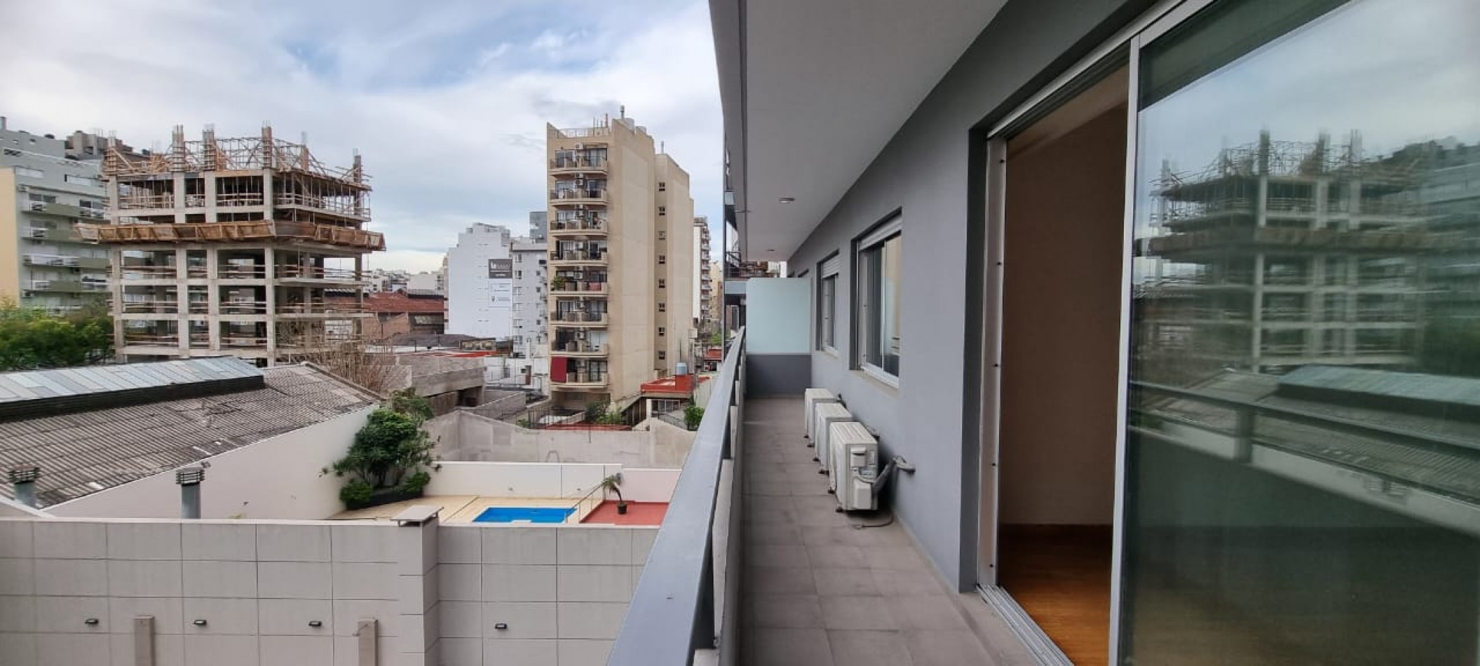 Venta depto tres amb con balcon-terraza en G. de Laferrere 1100, Parque Chacabuco