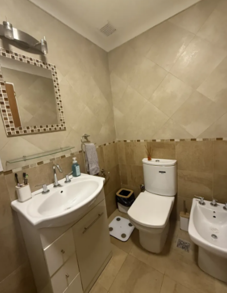 Venta de Departamento 2 AMBIENTES al Frente con cochera  en Caballito, Capital Federal. 