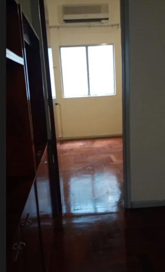 En Venta Depto 2 amb lateral en Balvanera