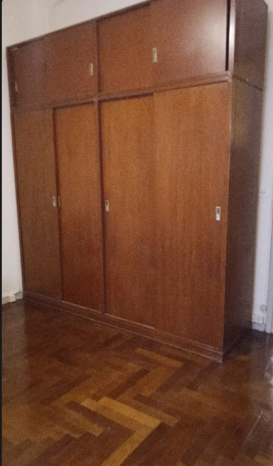 En Venta Depto 2 amb lateral en Balvanera