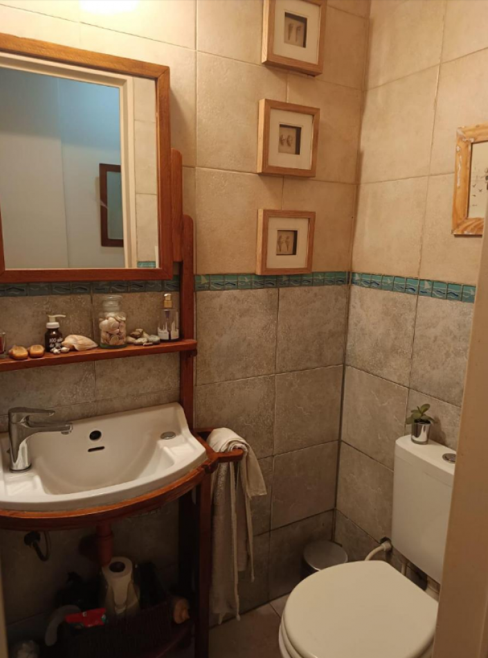 En venta depto de 5 amb con balcon al frente en Almagro