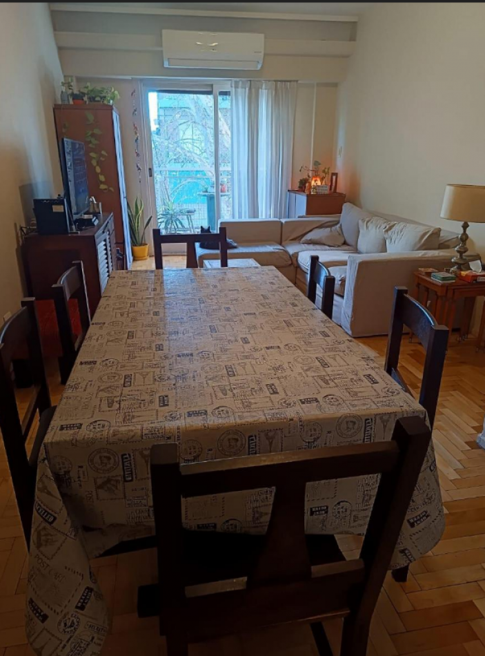 En venta depto de 5 amb con balcon al frente en Almagro
