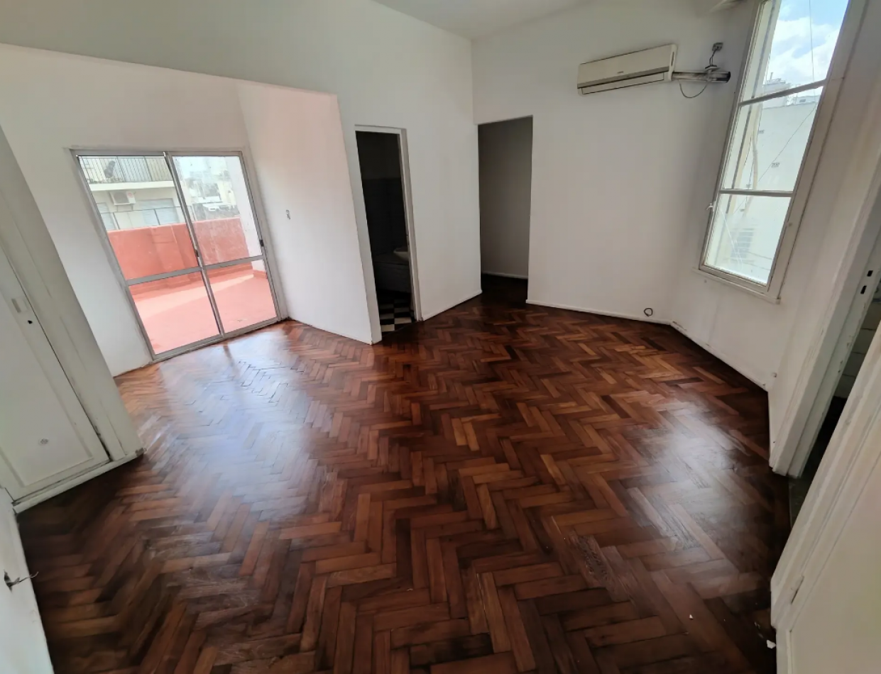 En venta Depto de 3 amb con dependencia en Congreso