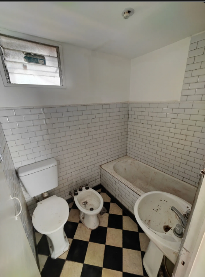 En venta Depto de 3 amb con dependencia en Congreso