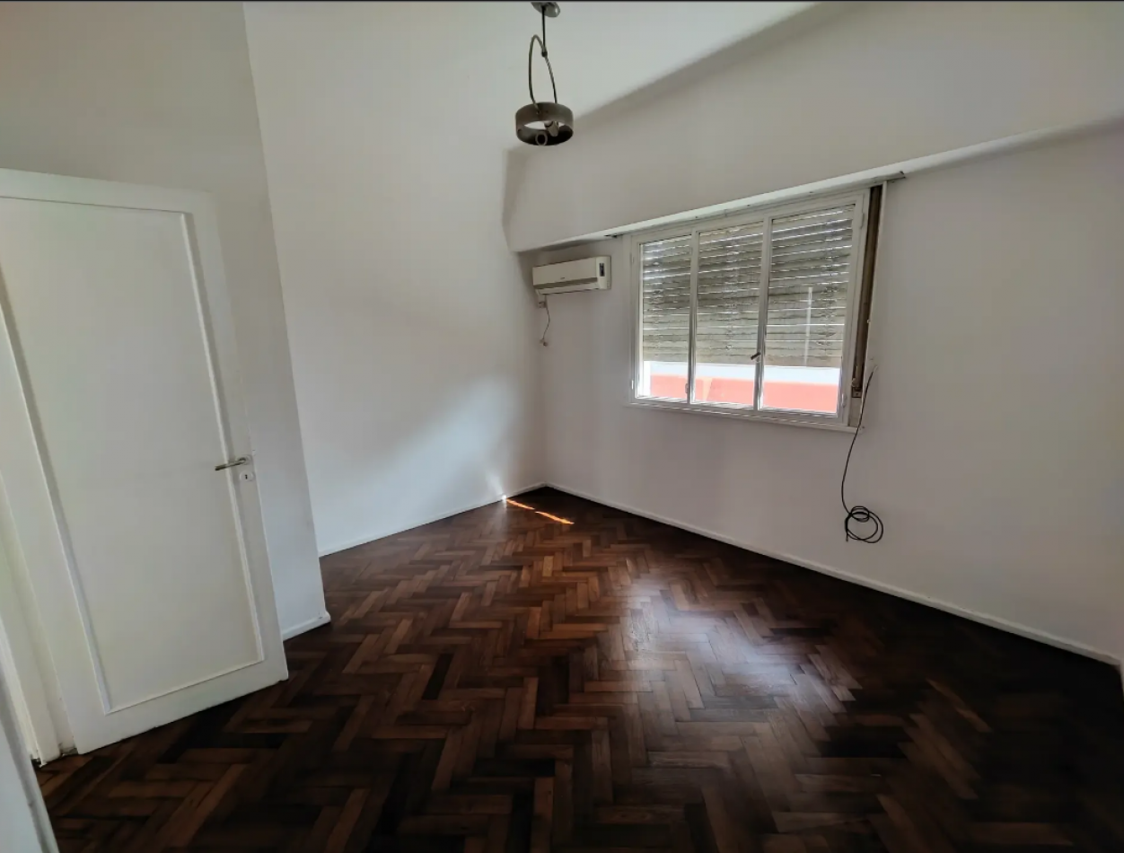 En venta Depto de 3 amb con dependencia en Congreso