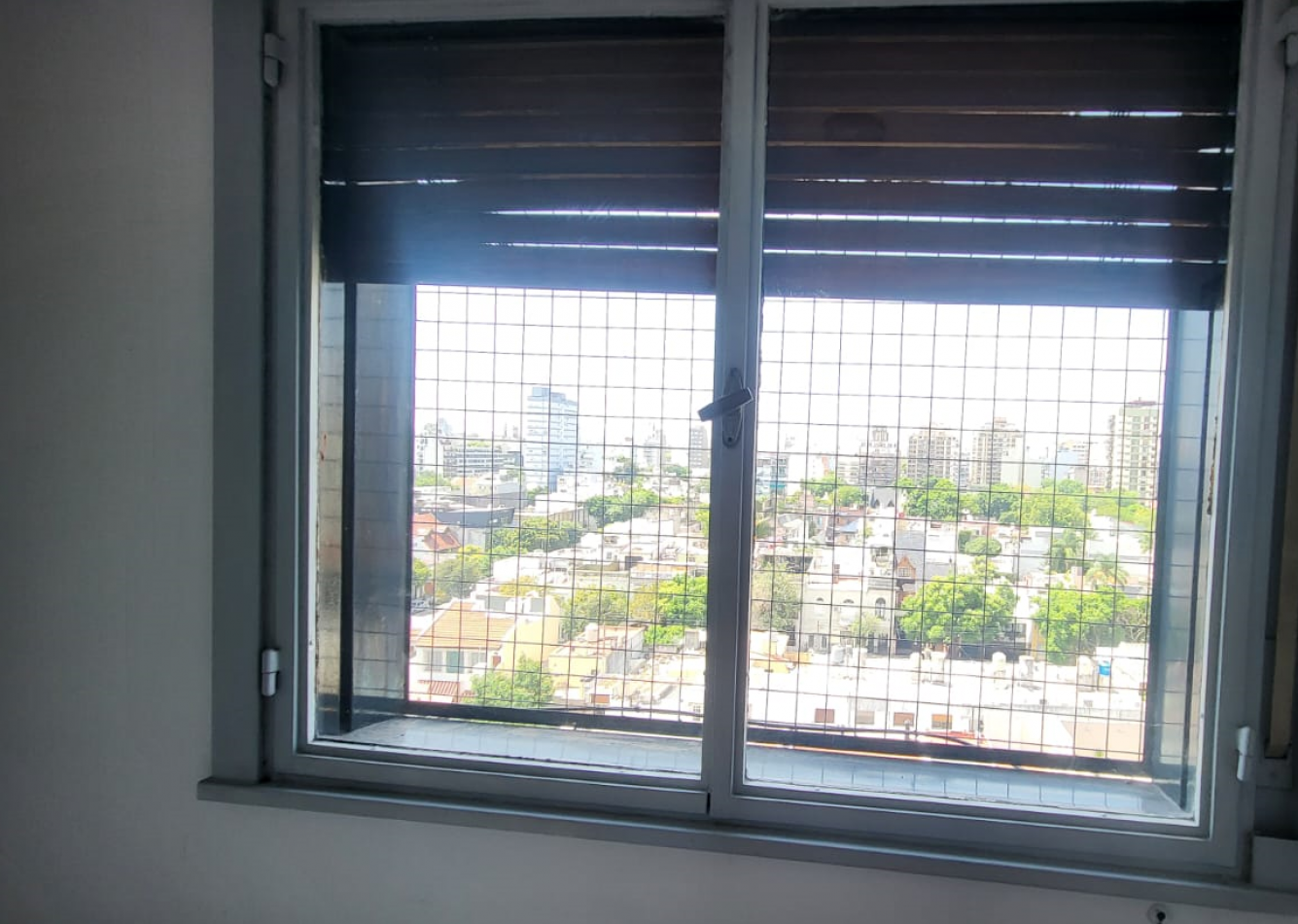 En Alquiler Depto de 3 amb al Frente en Flores