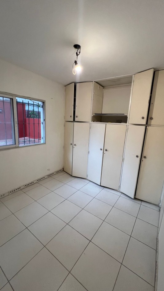EN VENTA DEPTO DE 3 AMB CON AMPLIO PATIO EN CABALLITO