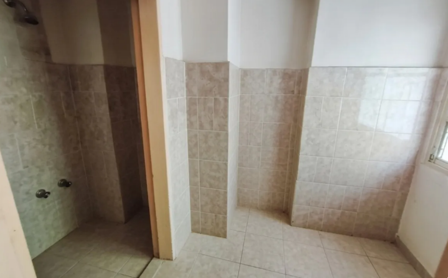 En venta depto de 4 amb con dependencia con cochera y baulera en Villa Urquiza