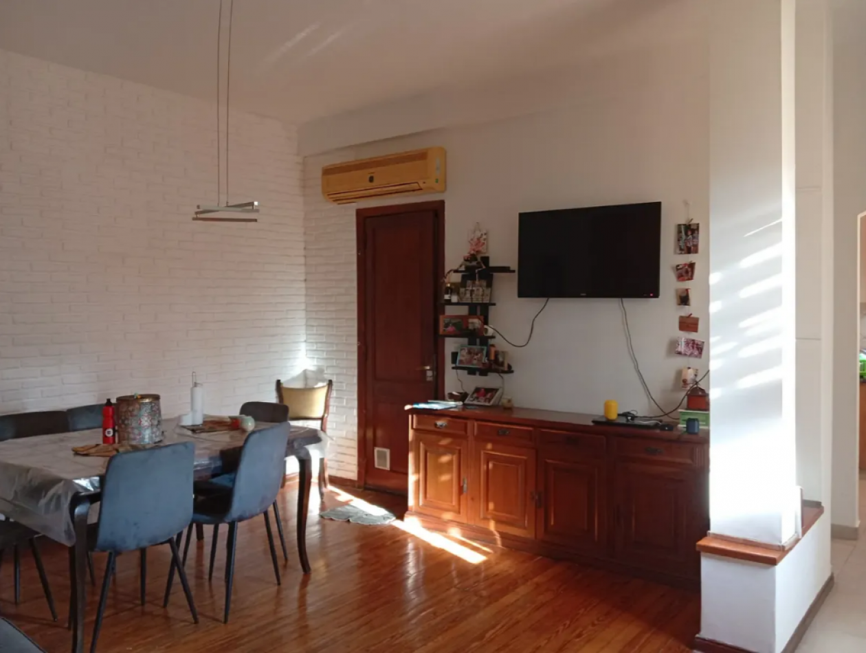 En venta Ph 3 amb con entrada Independiente en Monte Castro