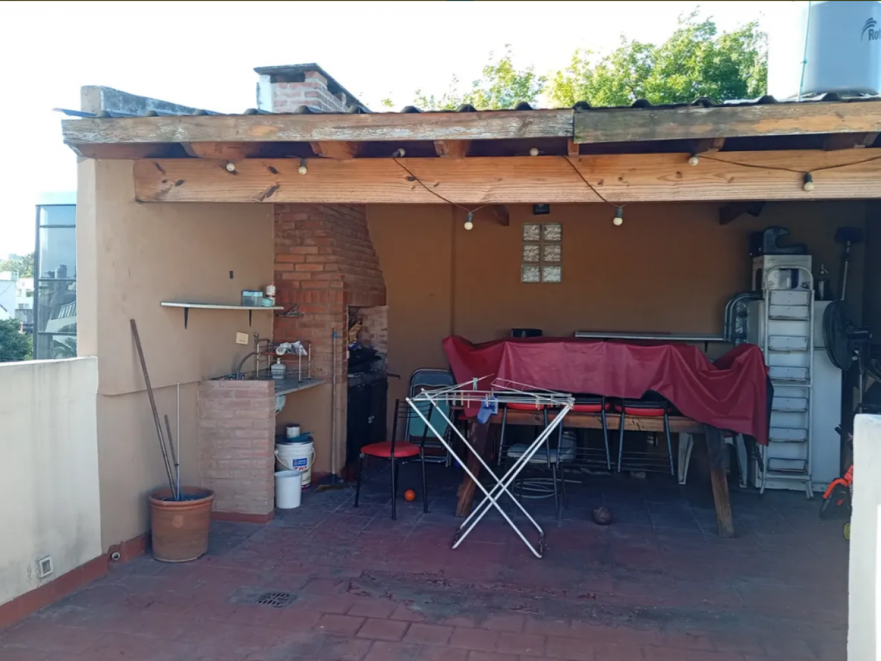 En venta Ph 3 amb con entrada Independiente en Monte Castro