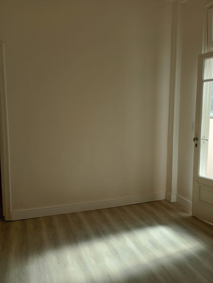 Venta departamento 3 amb rafaccionado a nuevo en Viamonte 2400, Balvanera