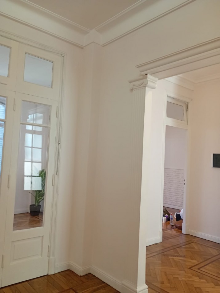 Venta departamento 3 amb rafaccionado a nuevo en Viamonte 2400, Balvanera