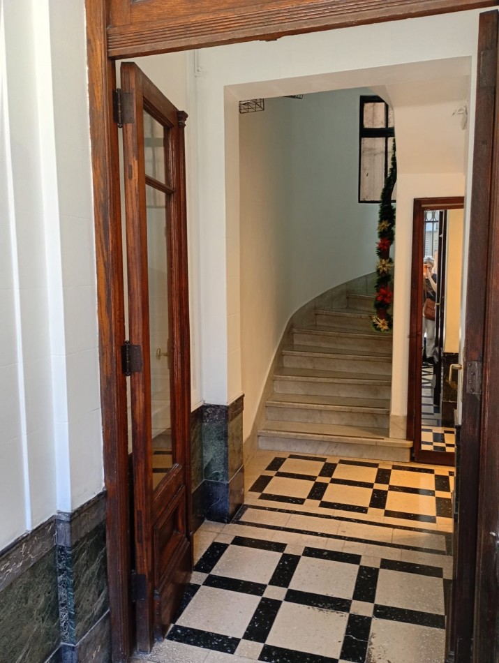Venta departamento 3 amb rafaccionado a nuevo en Viamonte 2400, Balvanera