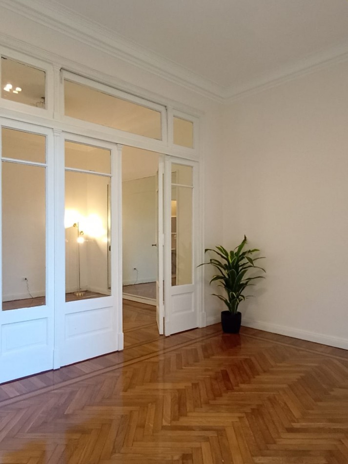 Venta departamento 3 amb rafaccionado a nuevo en Viamonte 2400, Balvanera