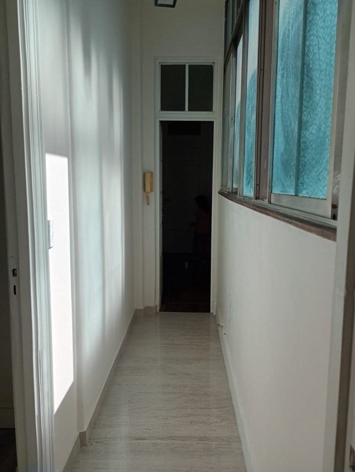 Venta departamento 3 amb rafaccionado a nuevo en Viamonte 2400, Balvanera