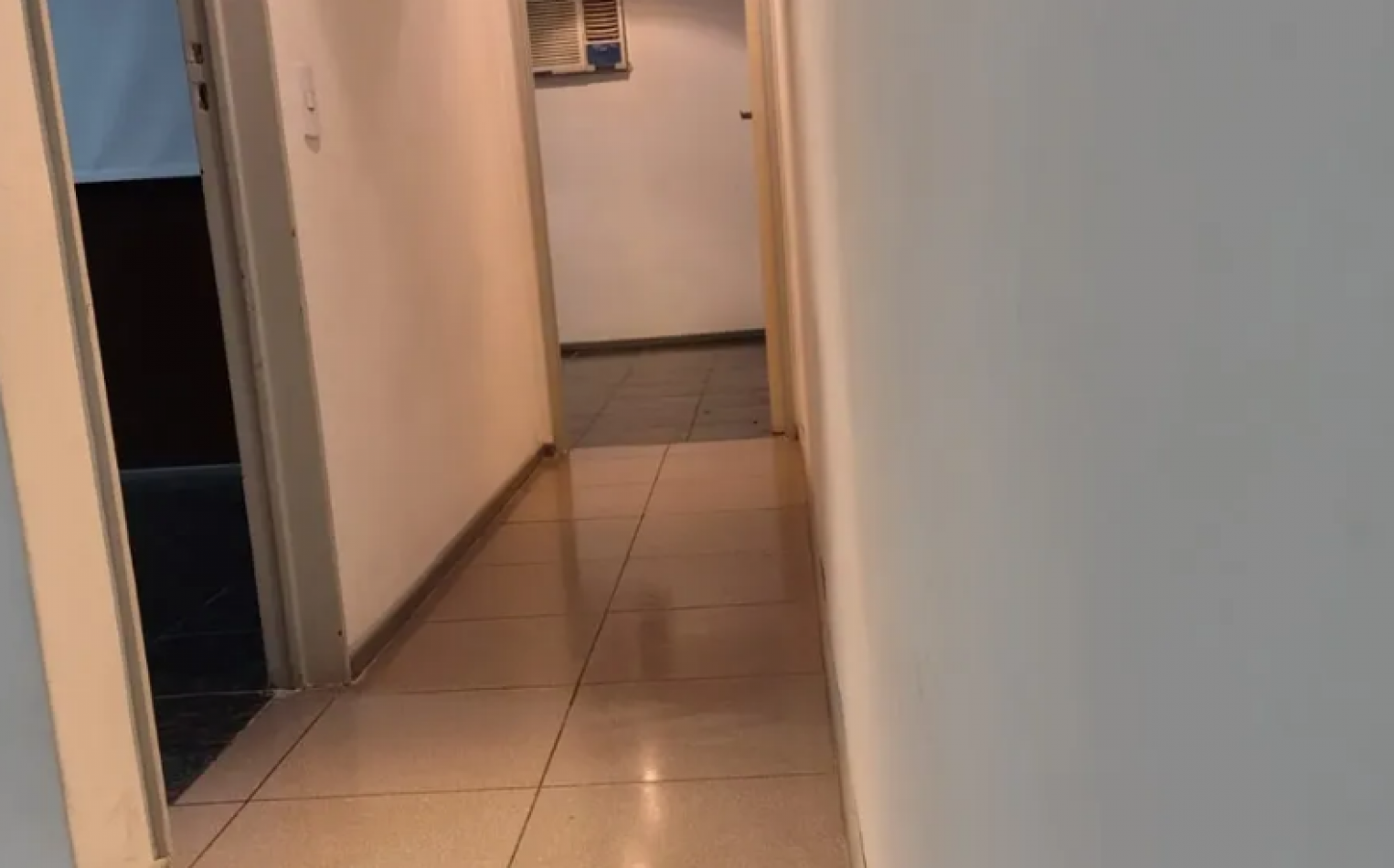 En venta depto de 3 amb. lateral con cochera en San Nicolas