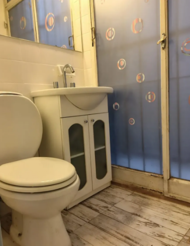 En venta depto de 3 amb. lateral con cochera en San Nicolas