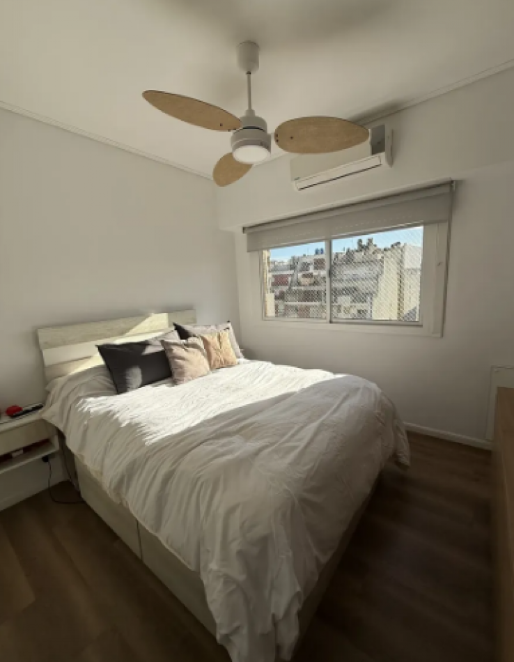 En venta Depto de 4 amb con balcon corrido en Recoleta