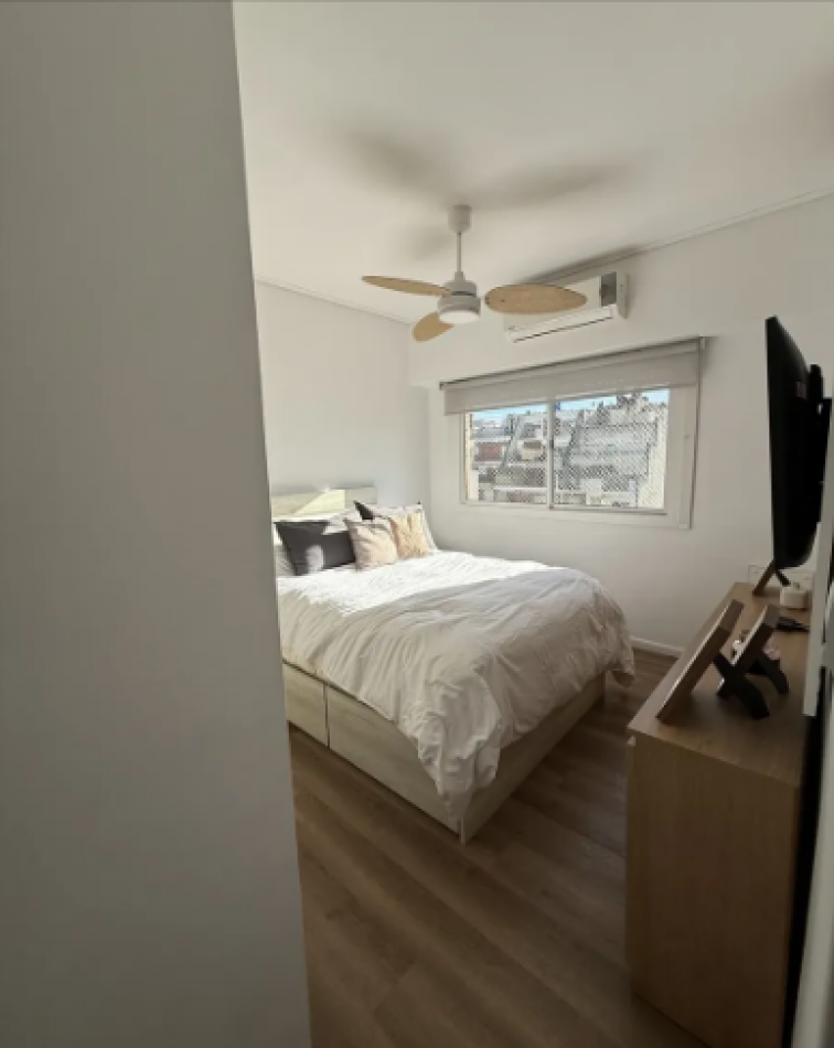 En venta Depto de 4 amb con balcon corrido en Recoleta