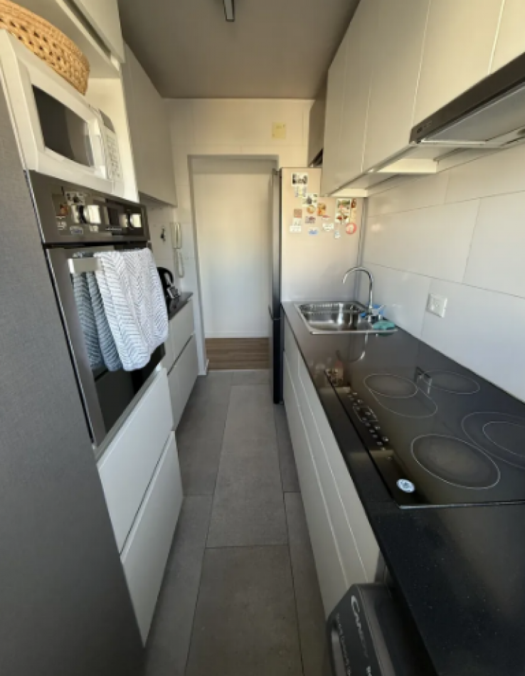 En venta Depto de 4 amb con balcon corrido en Recoleta