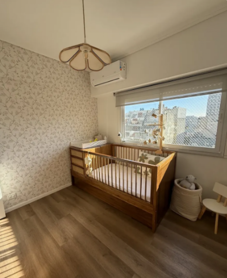 En venta Depto de 4 amb con balcon corrido en Recoleta